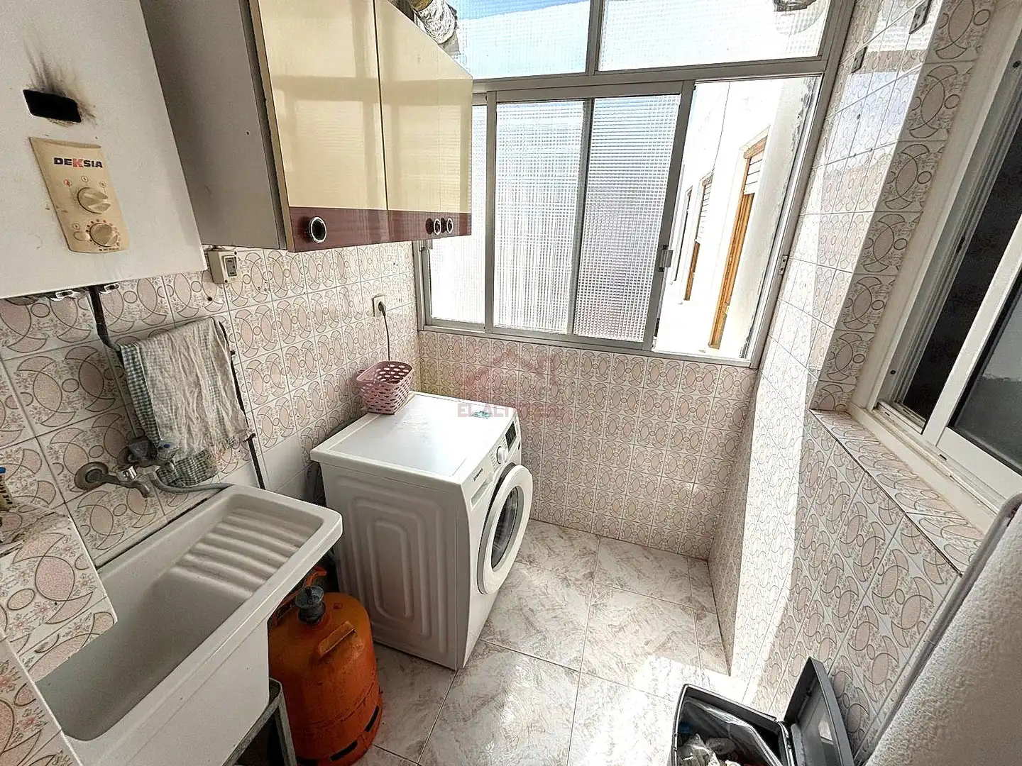 Kitchen of Flat for sale in Elche / Elx  with Furnished, Oven and Balcony