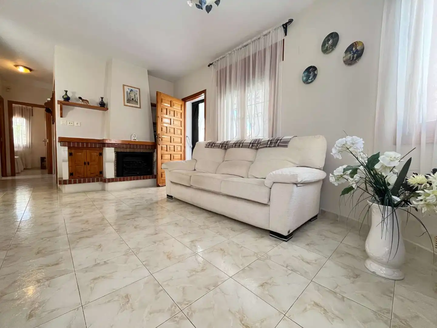 Sala de estar de Casa o chalet en venta en Orihuela con Aire acondicionado, Trastero y Piscina