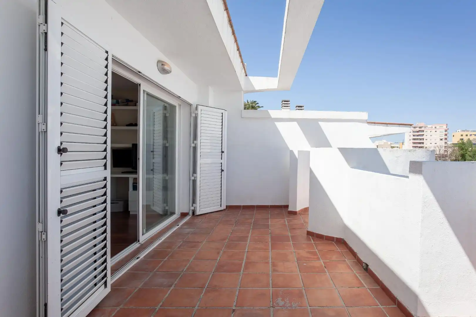 Terrace of Detached homes for sale in  Palma de Mallorca  with Air Conditioner, Heating and Private garden