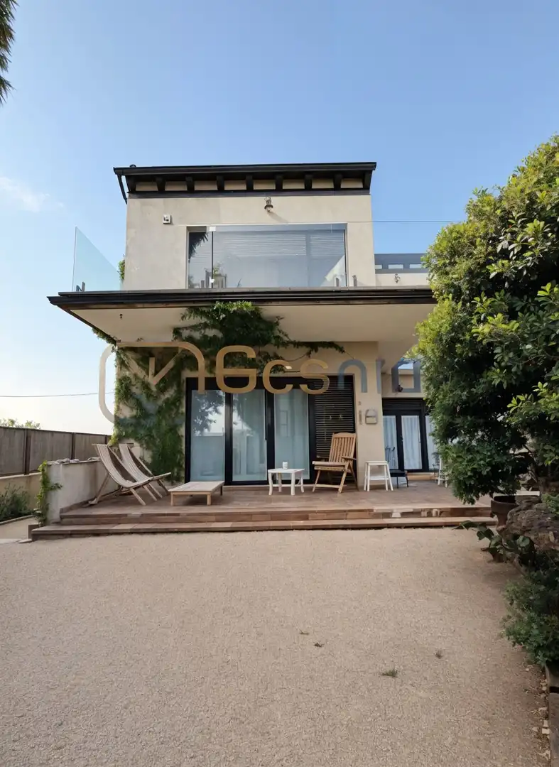 Vista exterior de Casa o xalet en venda en Vegas de Matute amb Calefacció, Jardí privat i Terrassa