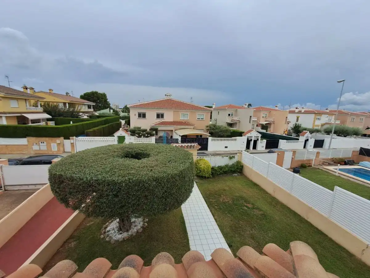 Xalet amb piscina en venda a Carrer Vicent Fuentes I Ramon, imagen 4
