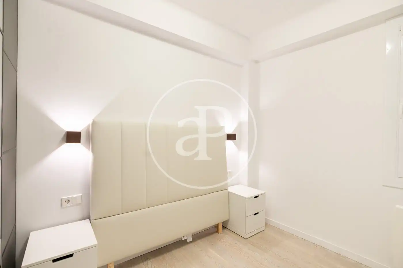 Schlafzimmer von Wohnung zum Verkauf in Barcelona mit Klimaanlage, Heizung und Möbliert