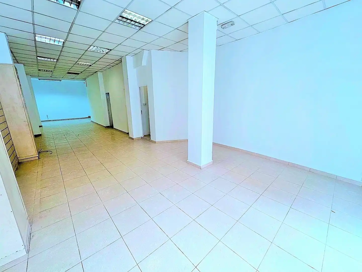 Local comercial en venda a Carrer Sant Antoni 102