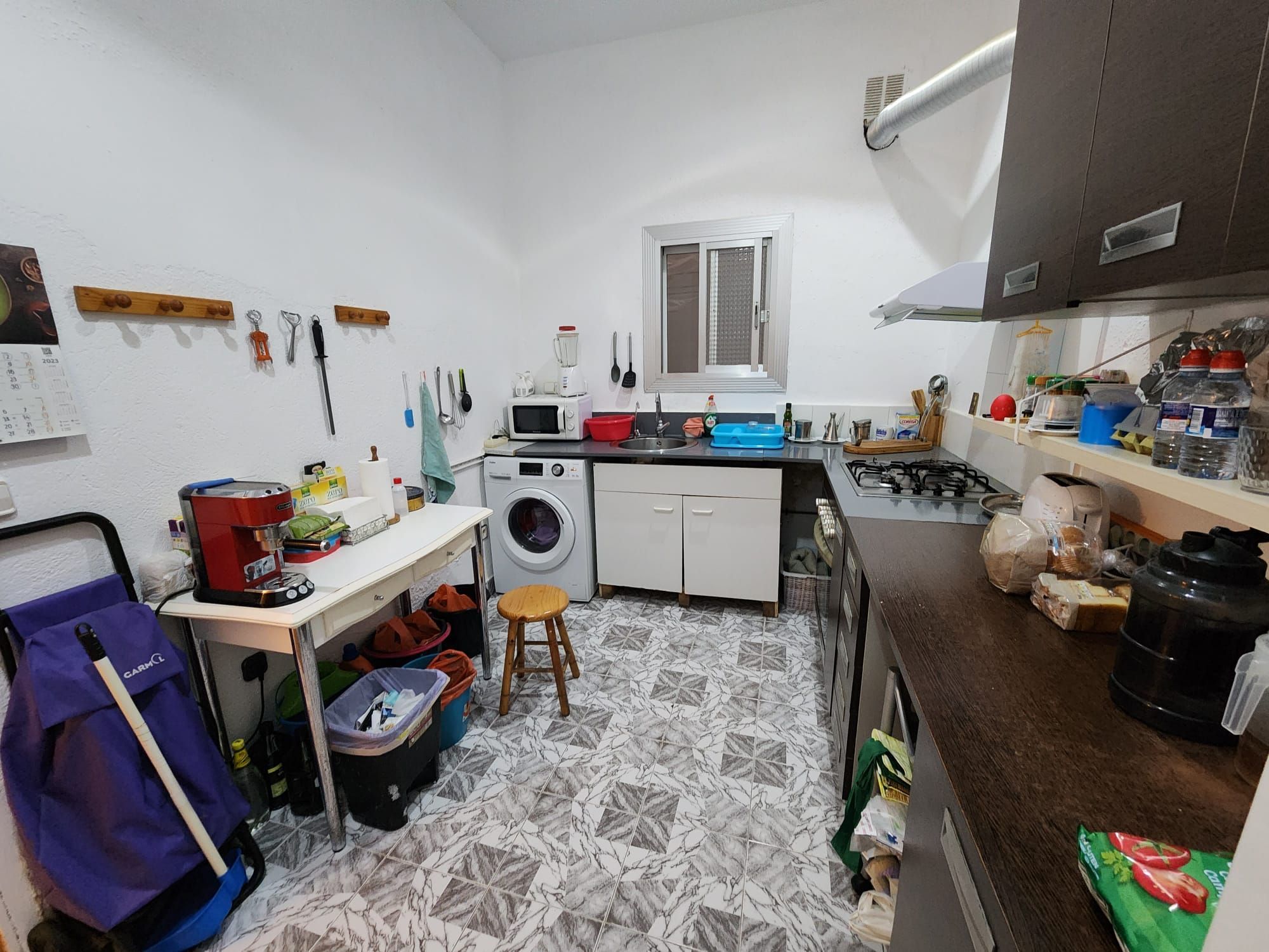 Kitchen of Planta baja for sale in Esplugues de Llobregat