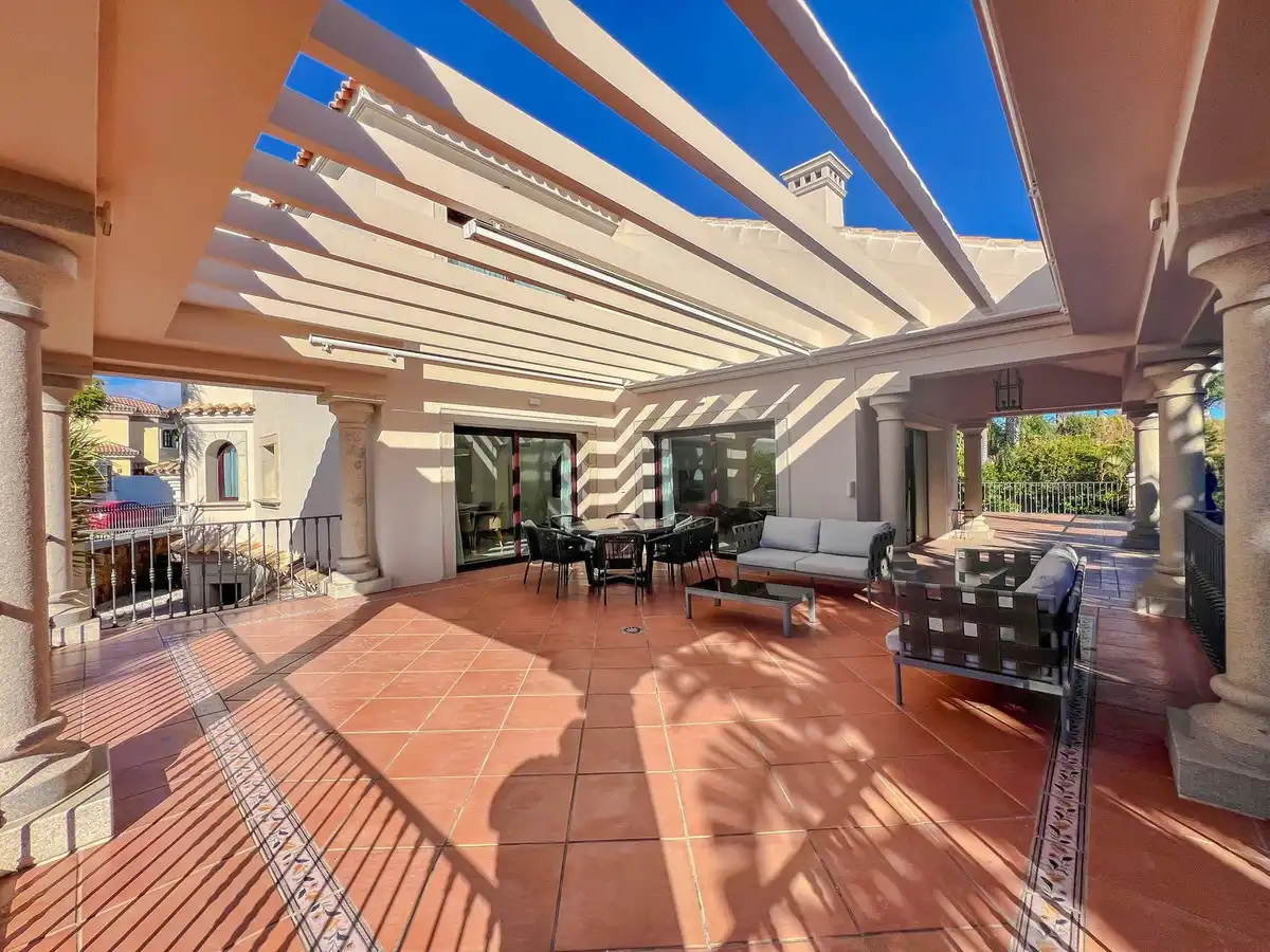 Terraza de Casa adosada en venta en Benahavís con Aire acondicionado y Terraza