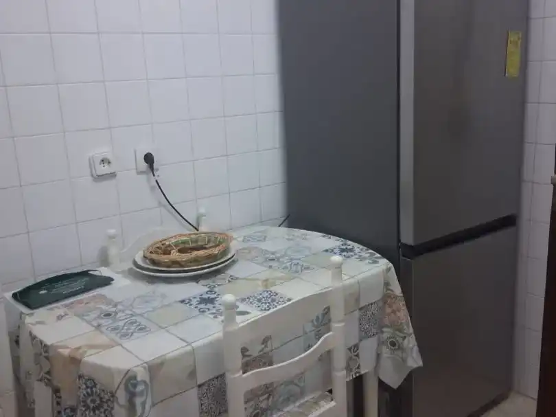 Cuina de Pis per a compartir en Avenida - Divina Pastora - Plaza de Toros