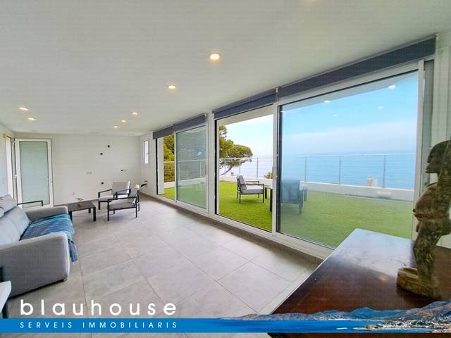 Casa-chalet en Venta en Carboneres - La Farella