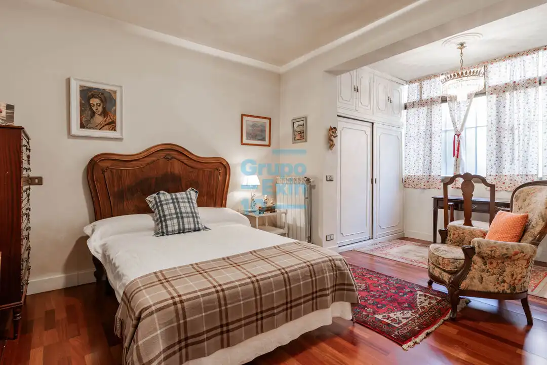 Bedroom of Flat for sale in Donostia - San Sebastián   with Heating and Storage room