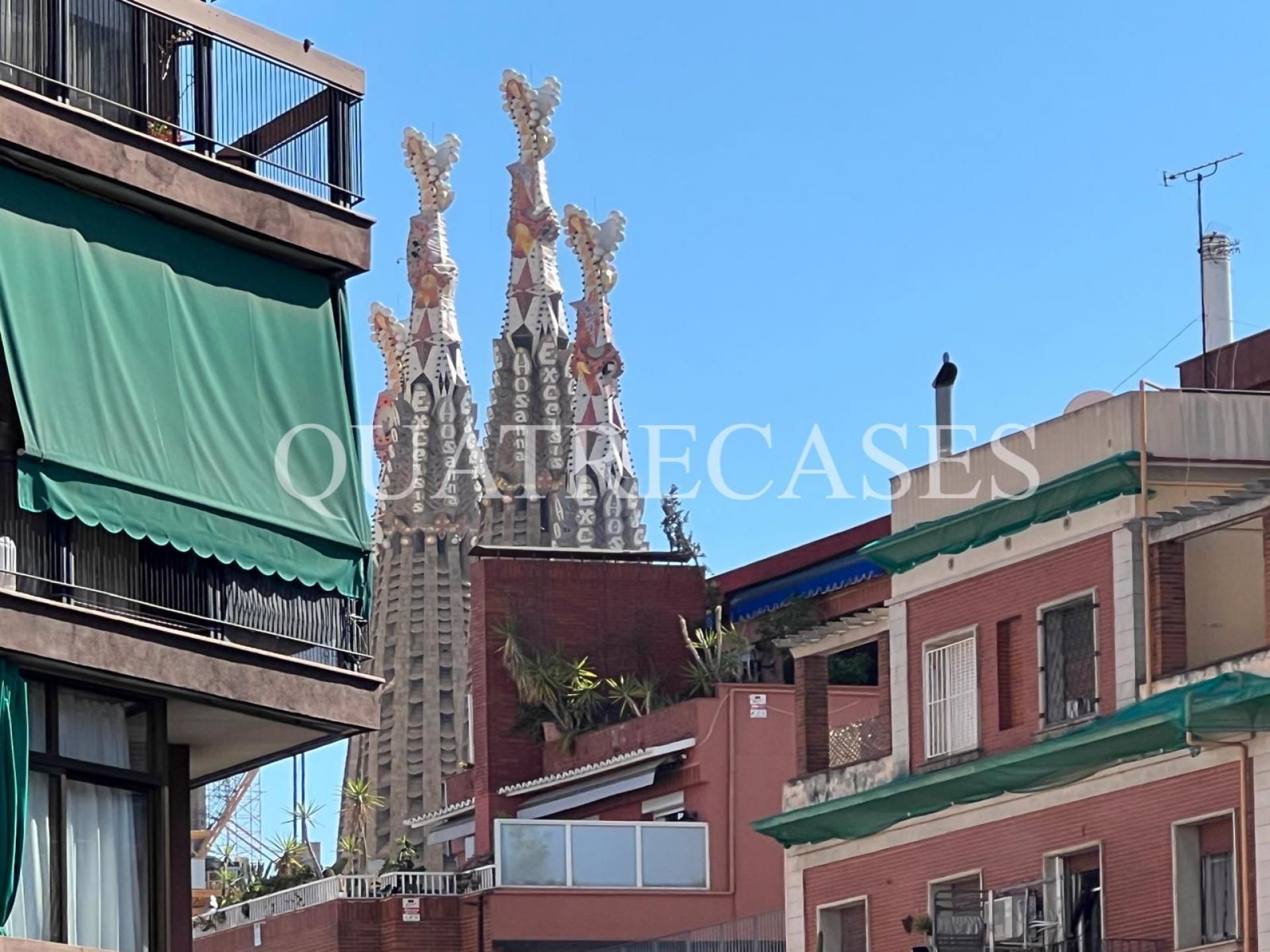 Pis en venda a de Còrsega, Sagrada Família, Eixample,  Barcelona Capital