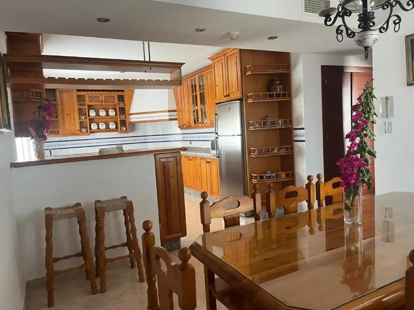 Cuina de Casa o xalet en venda en Córdoba amb Aire condicionat, Jardí privat i Terrassa