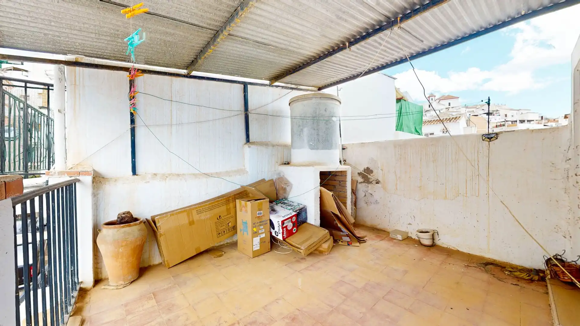 Casa adosada en venda a Alozaina