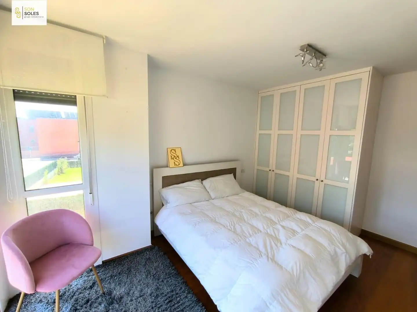 Habitación de Dúplex en venta en Santa Cruz de Bezana con Calefacción, Terraza y Alarma