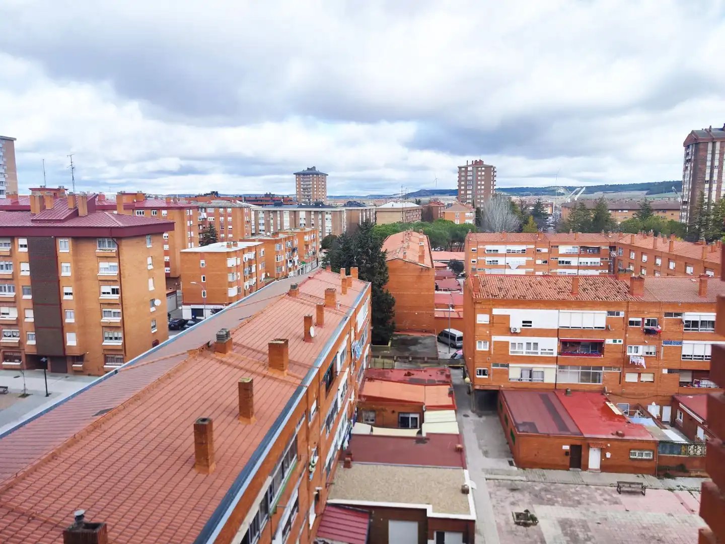 Vista exterior de Pis en venda en Palencia amb Calefacció i Terrassa
