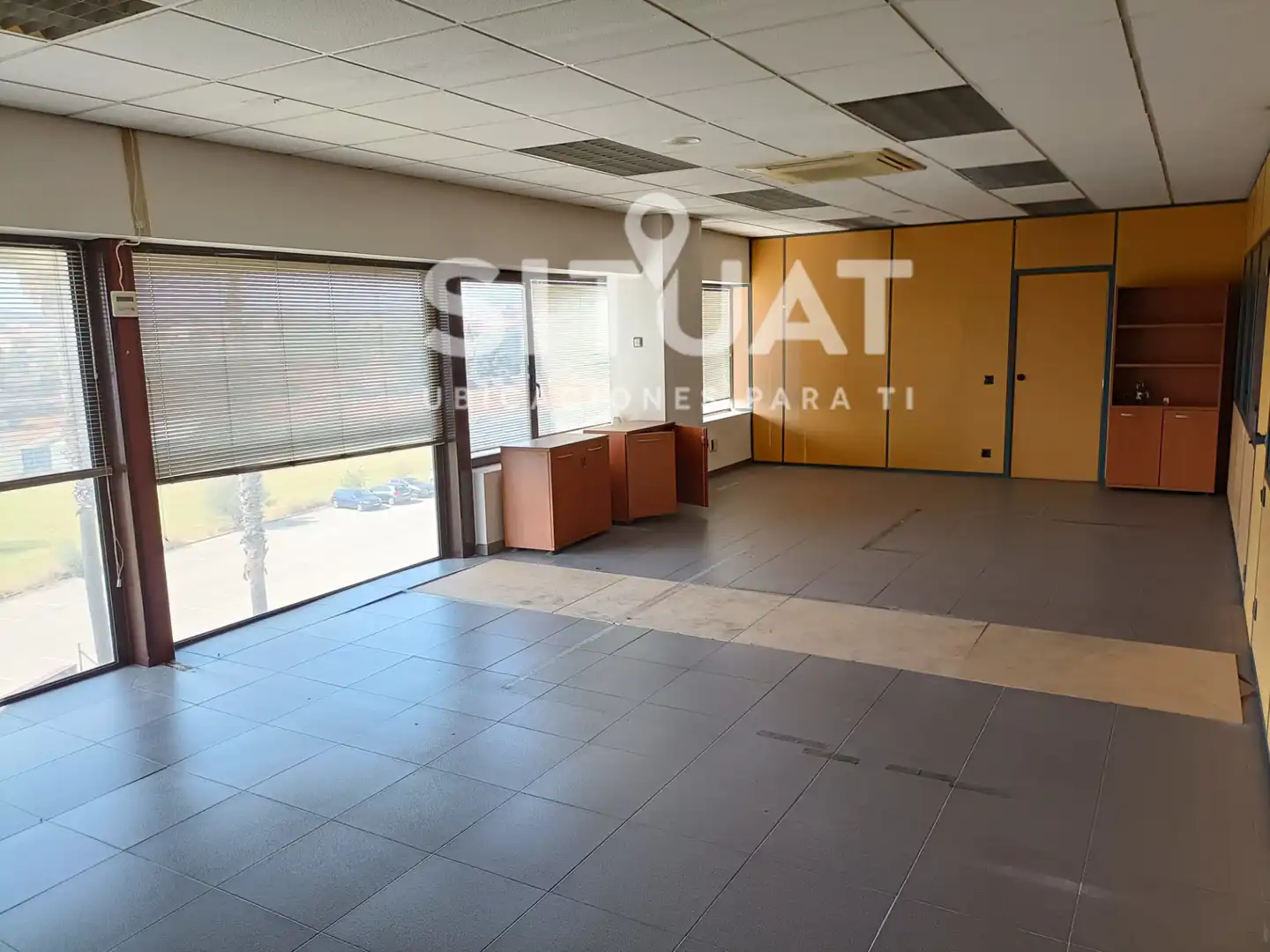 Nave industrial de alquiler en Barberà del Vallès con Calefacción y Alarma