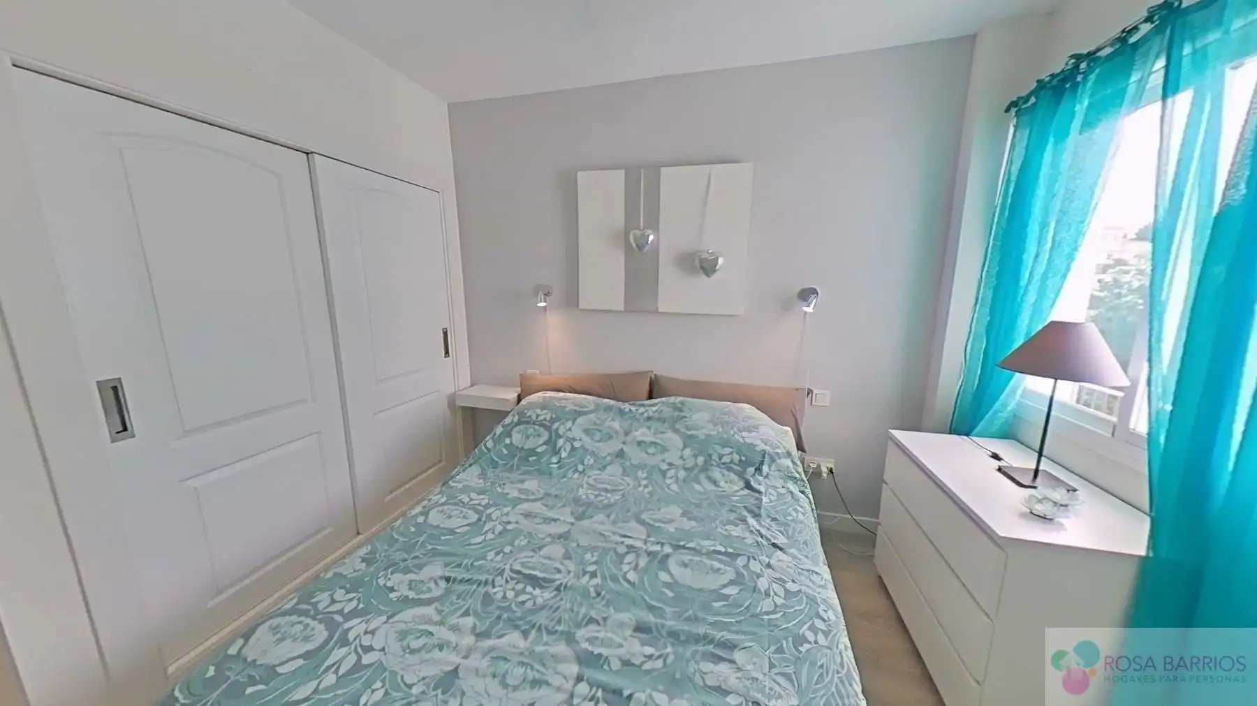 Habitación de Piso en venta en Marbella con Terraza y Piscina comunitaria