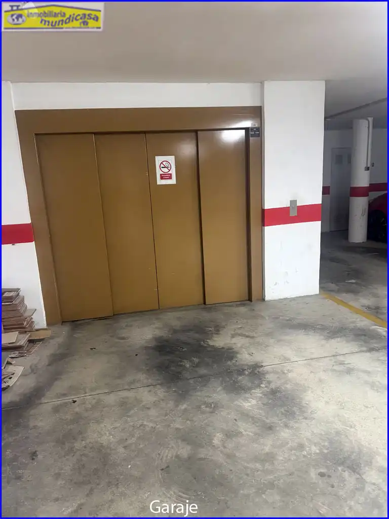 Parkplatz von Wohnung zum Verkauf in Santomera mit Klimaanlage, Abstellraum und Möbliert
