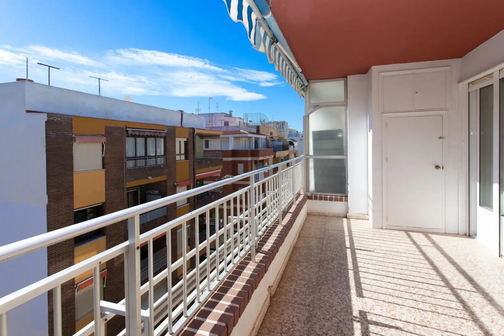 Àtic amb terrassa en venda a Calle GUMERSINDO 69, imagen 5