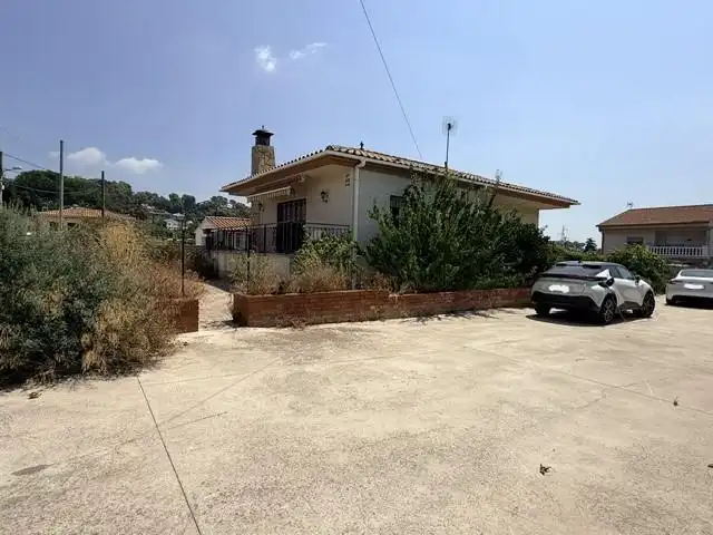 Vista exterior de Casa o xalet en venda en Piera amb Calefacció i Balcó