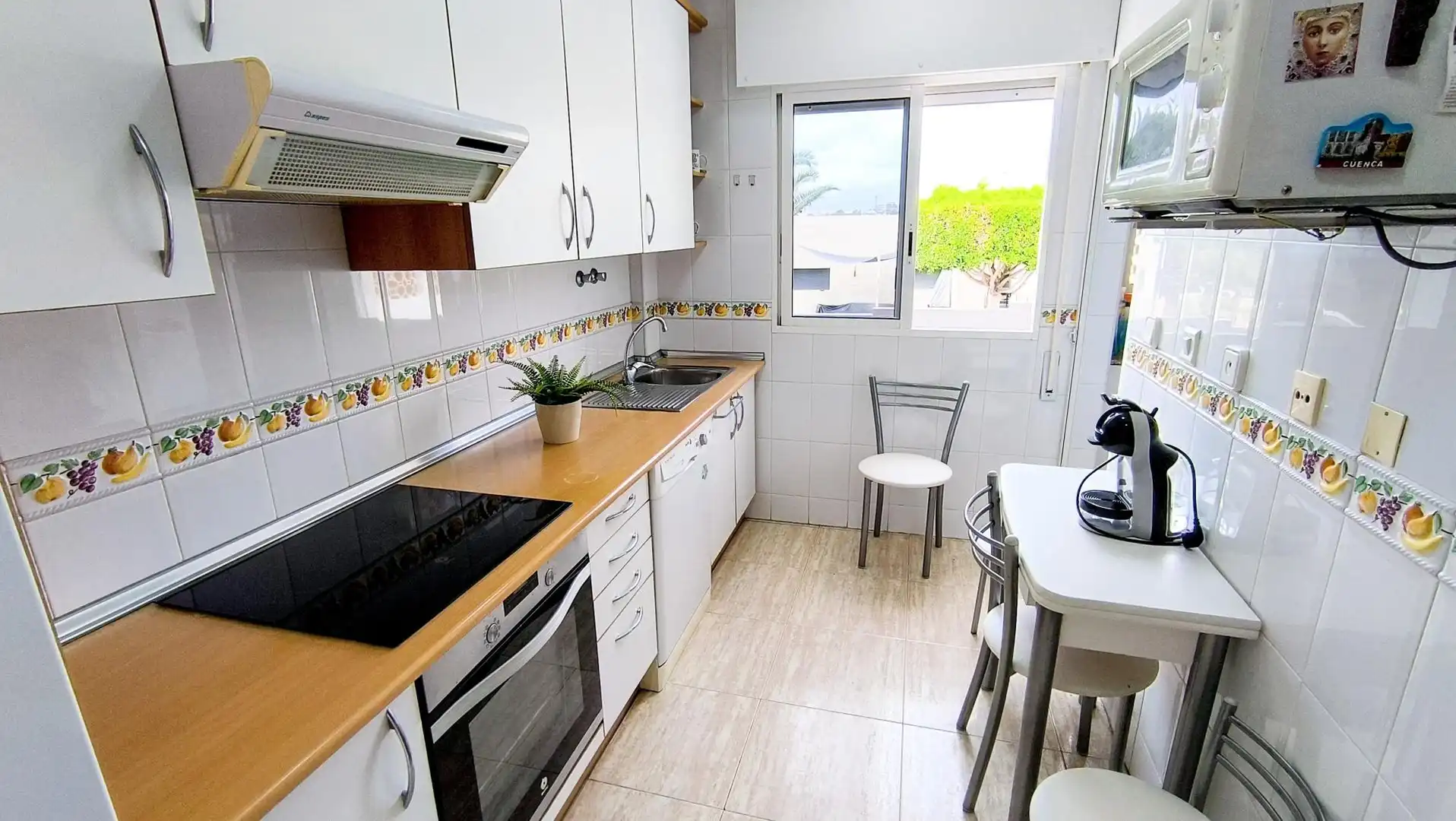 Cocina de Dúplex en venta en Bigastro con Aire acondicionado, Terraza y Piscina comunitaria