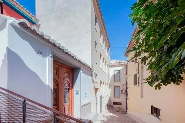 Vista exterior de Apartament en venda en Llíria amb Terrassa i Traster