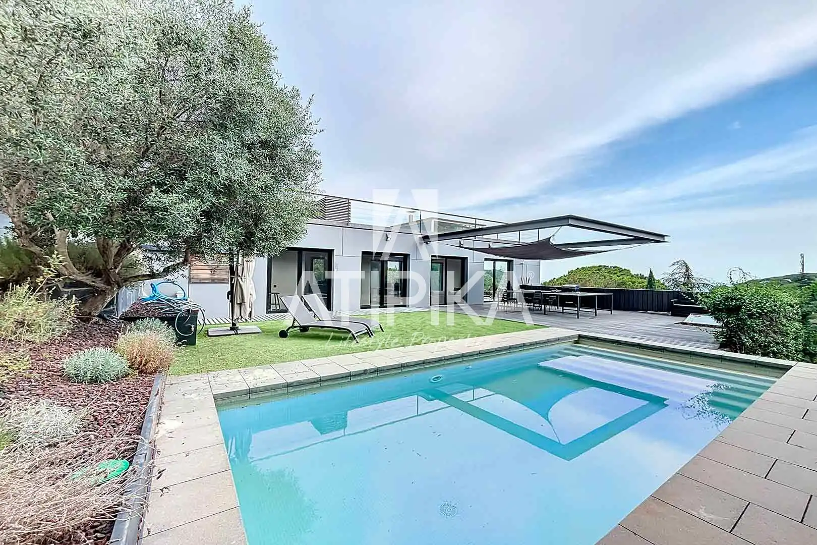 Casa con piscina en venta en Premià de Dalt