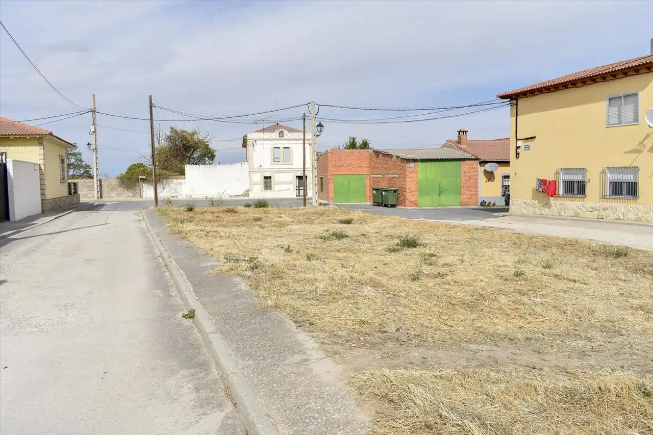 Residencial en venda a Nueva, Gotarrendura