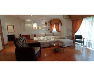 Living room of Flat to rent in Cartagena  with Air Conditioner, Heating and Parquet flooring