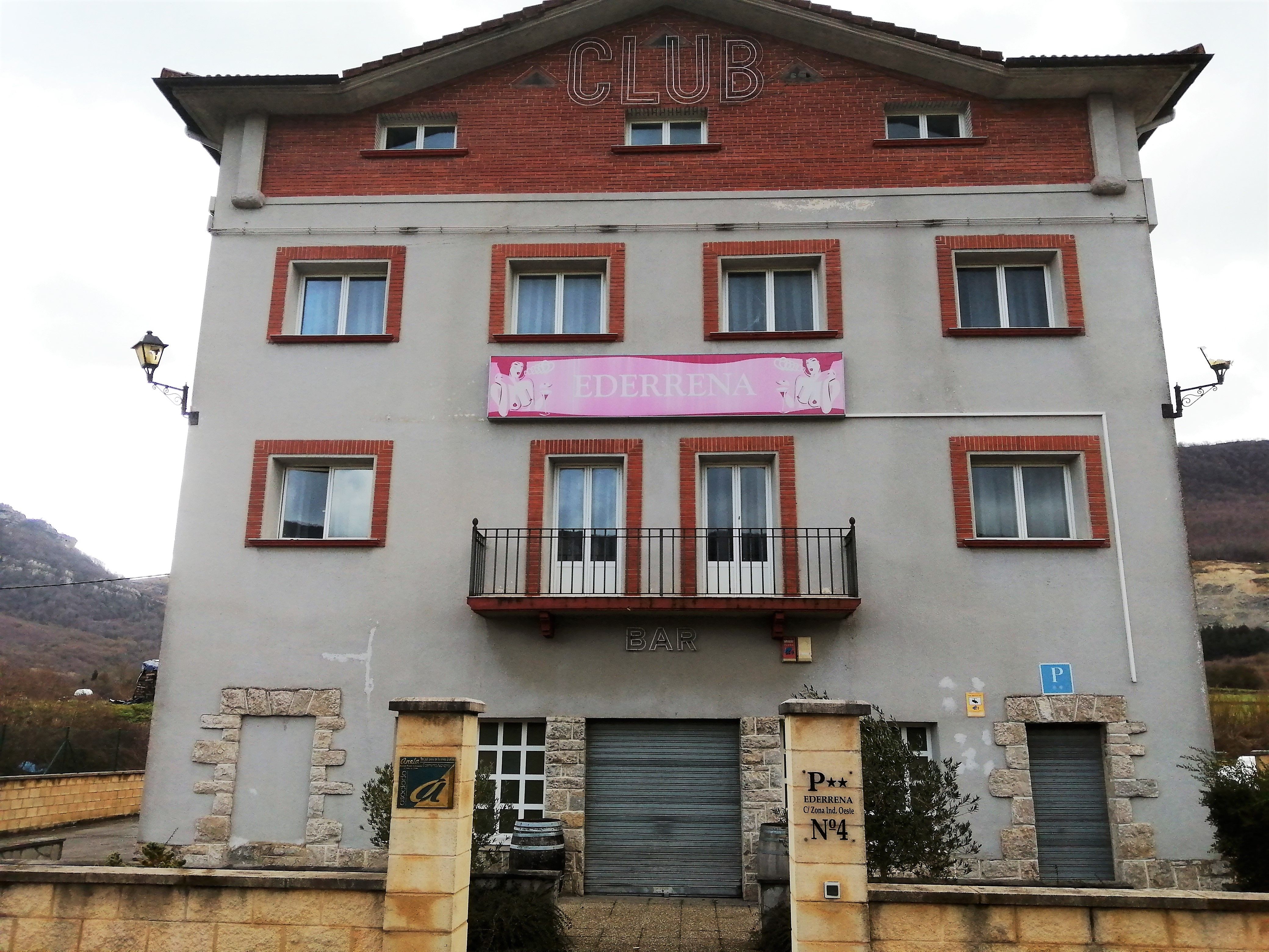 Exterior view of Building for sale in Olazti / Olazagutía  with Alarm