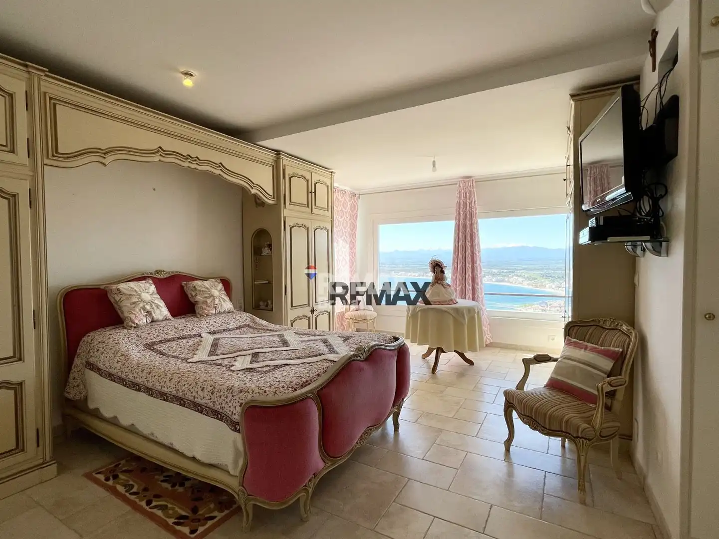 Dormitori de Casa o xalet en venda en Roses amb Aire condicionat, Calefacció i Jardí privat