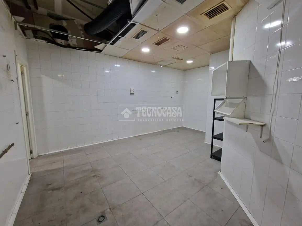 Local comercial en venda a Centro, imagen 7