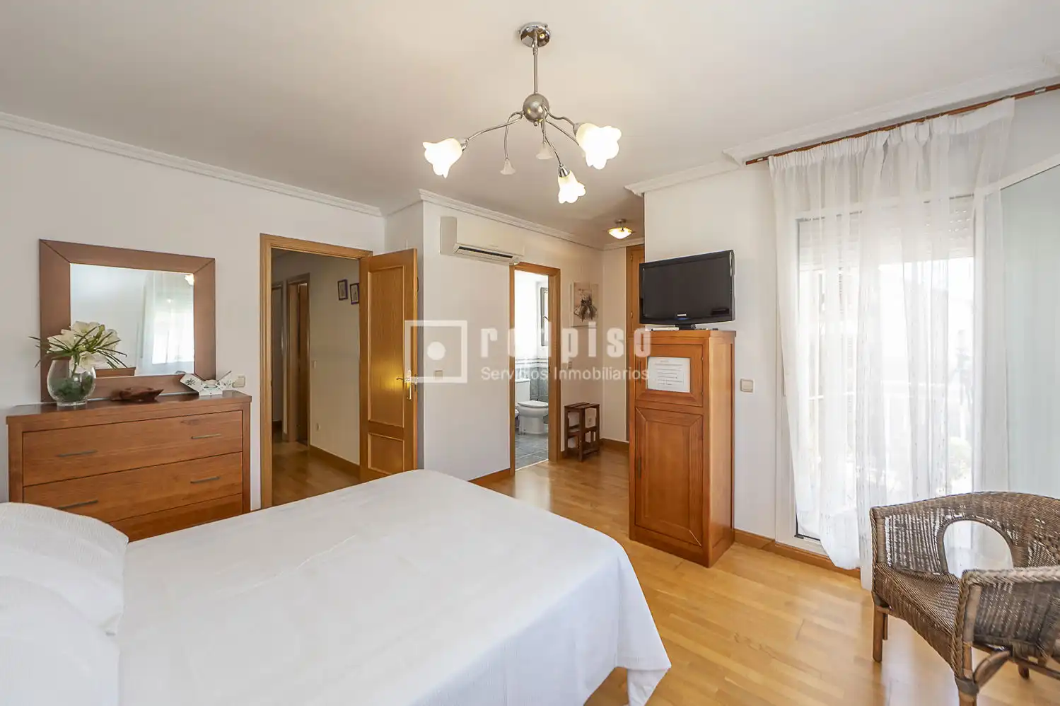 Dormitori de Casa o xalet en venda en Valdemoro amb Calefacció, Terrassa i Alarma