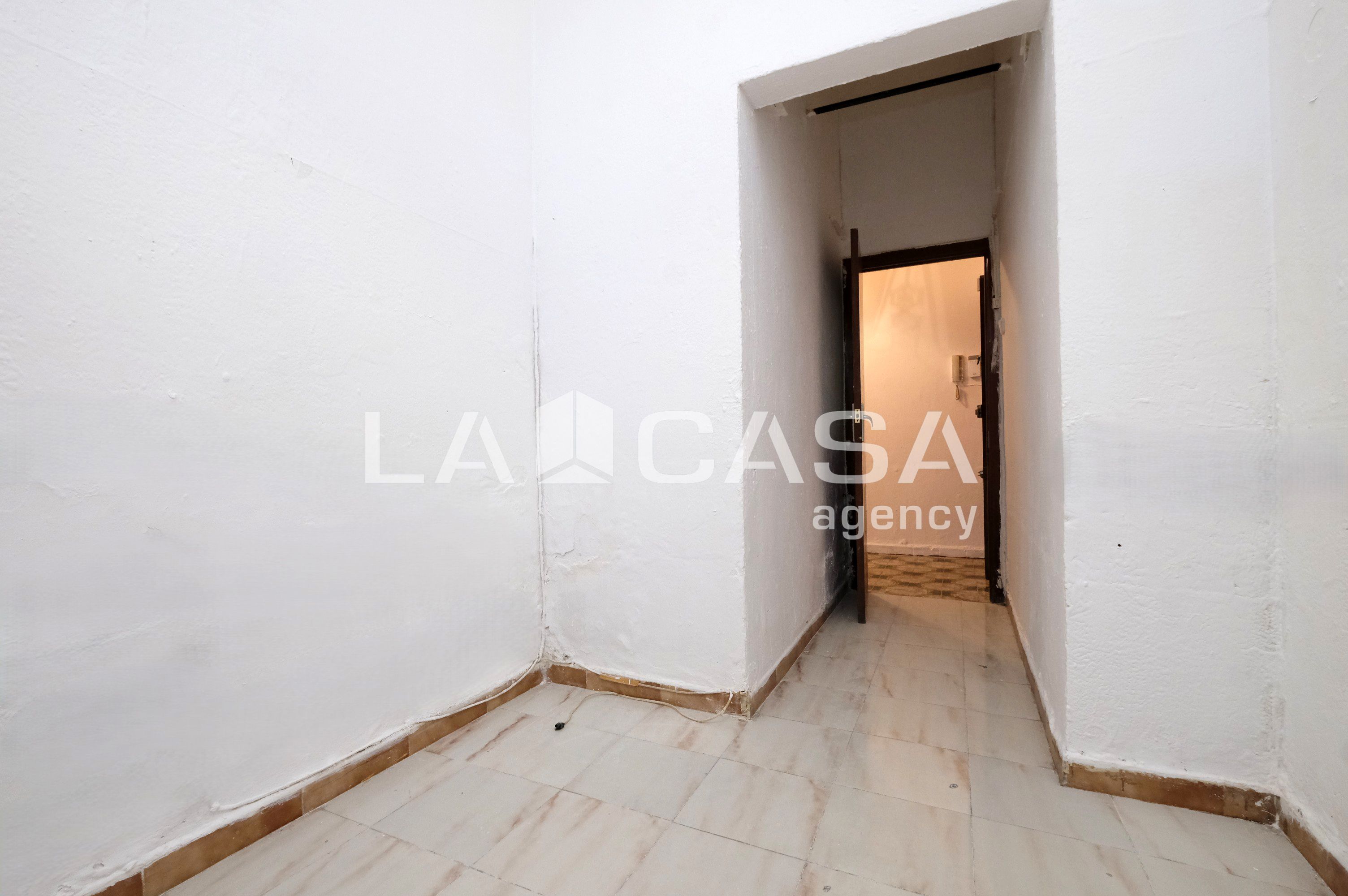 Wohnung zum verkauf in Carrer de Desfar, Porta, Nou Barris