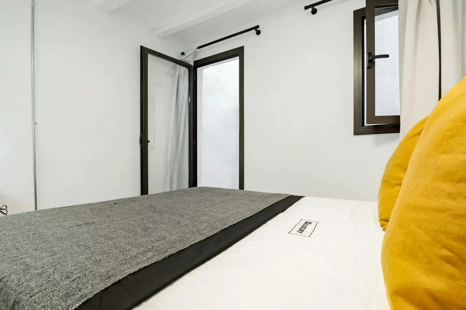 Habitación de Piso de alquiler en Barcelona con Aire acondicionado, Lavadora y TV