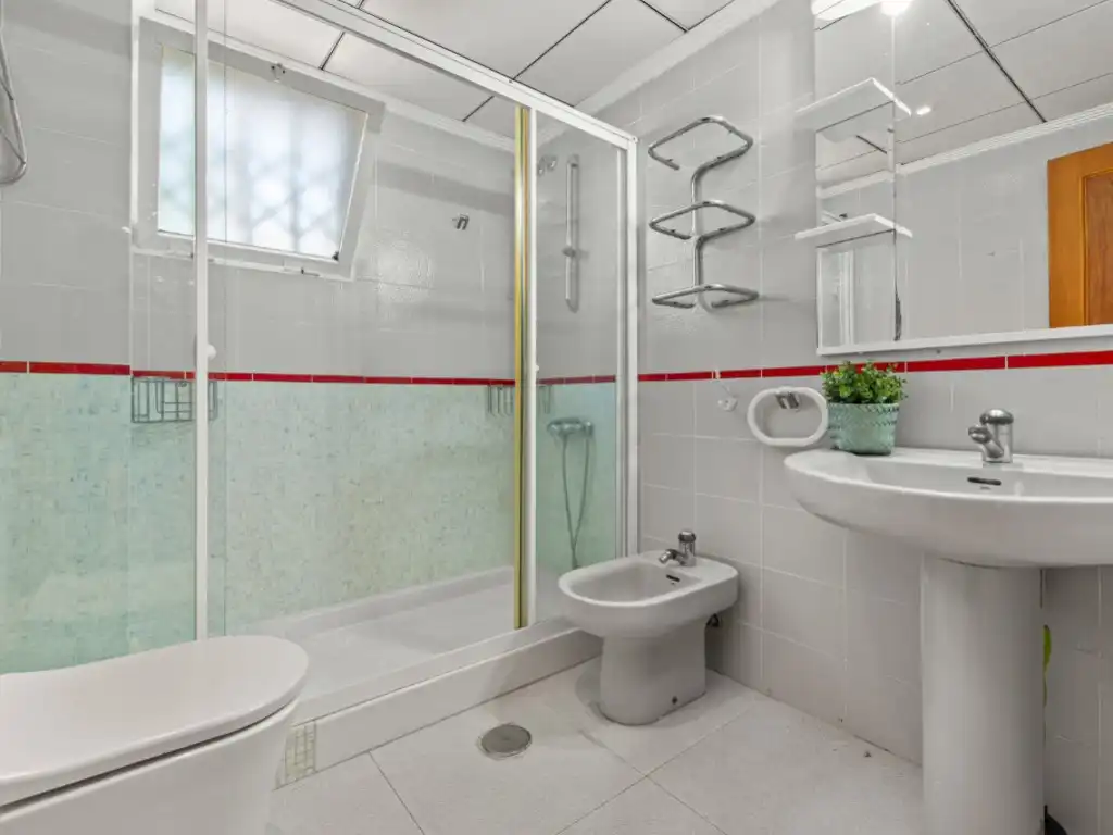 Bathroom of Apartments for sale in Playa Muchavista