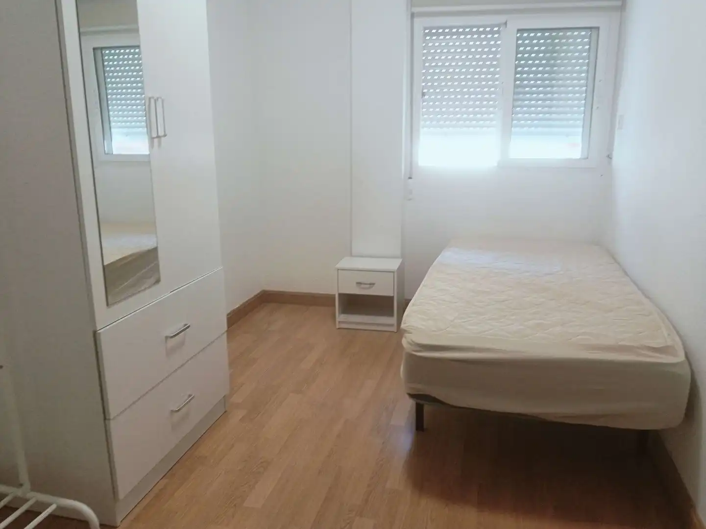 Bedroom of Flat for rent in Zaragoza  with Air Conditioner, Heating and Terrace