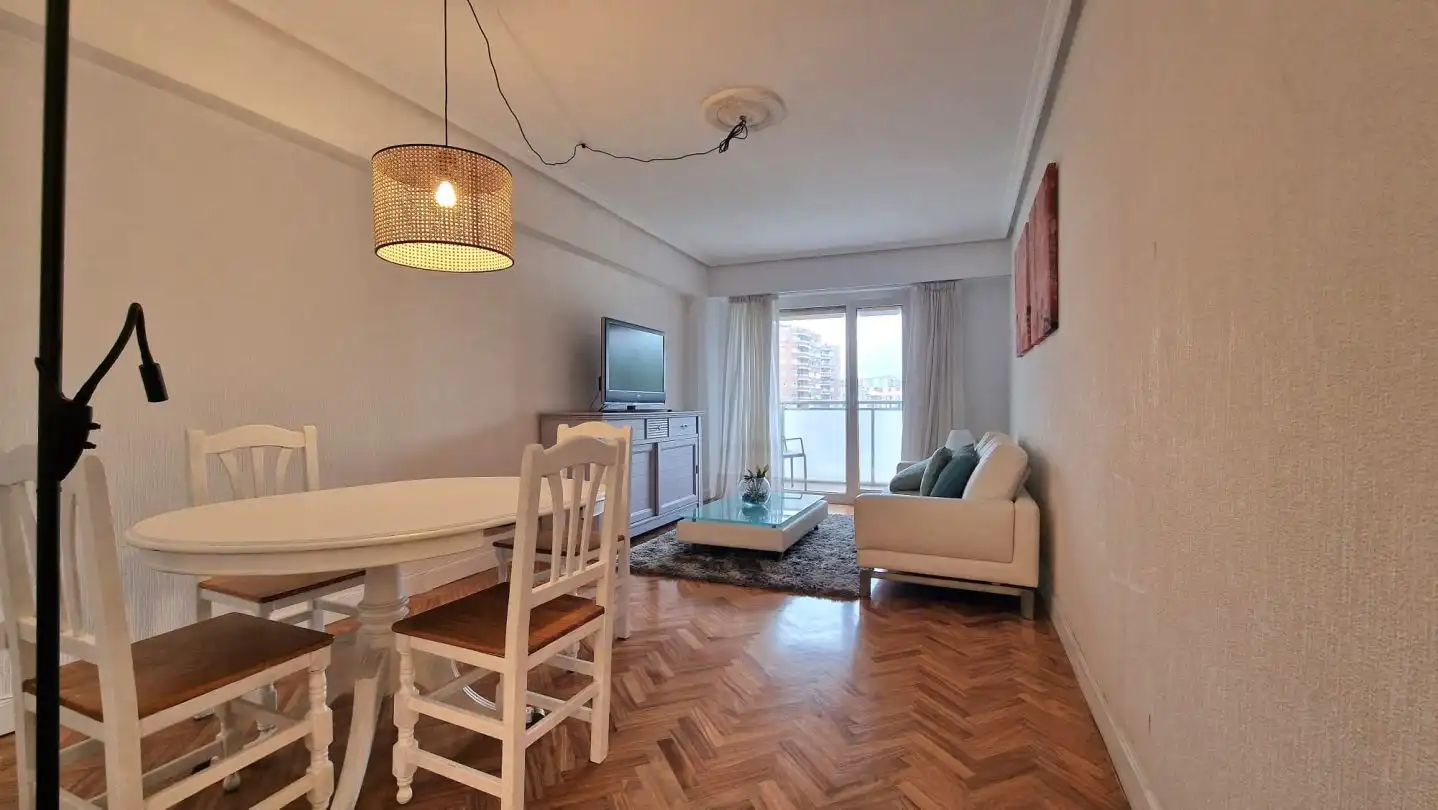Sala de estar de Piso de alquiler en Donostia - San Sebastián  con Terraza y Balcón