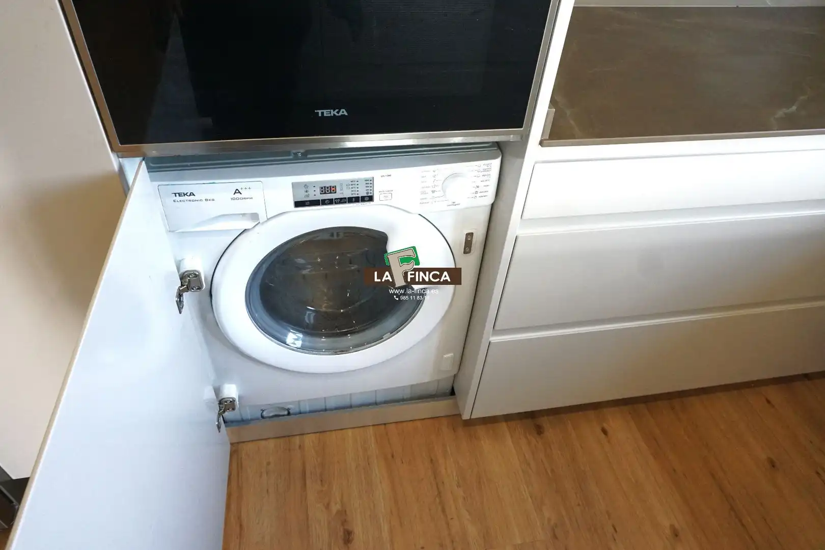 Kitchen of Flat for rent in Gijón   with Parquet flooring and Furnished