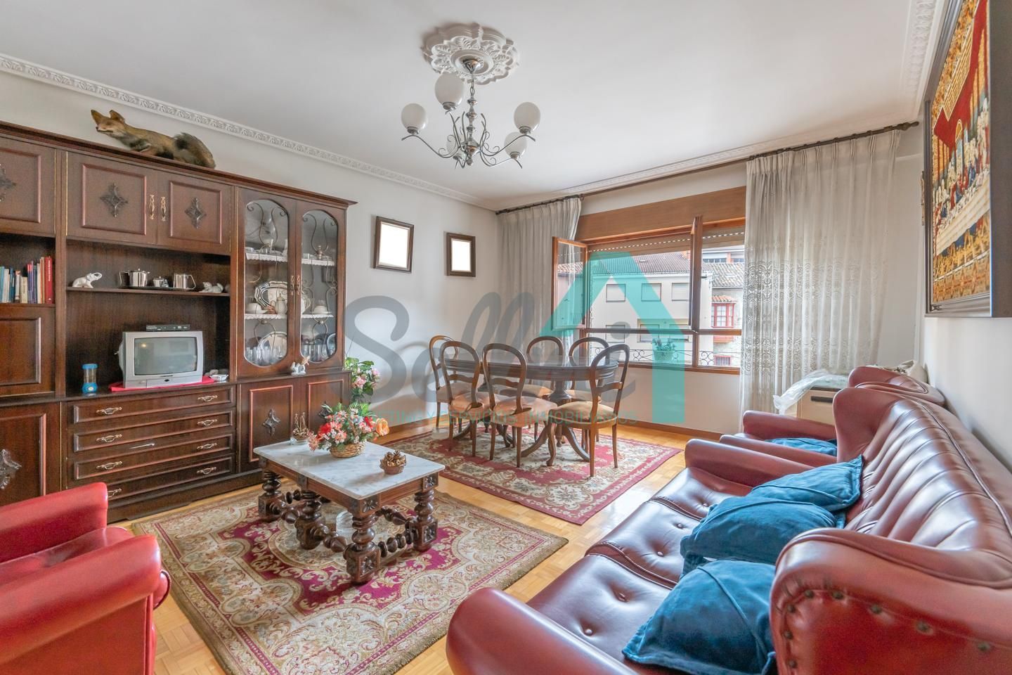 Living room of Flat for sale in Aller  with Parquet flooring and Storage room