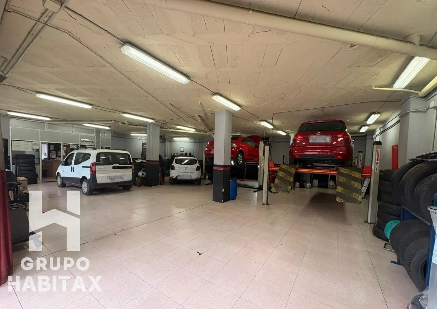 Parkplatz von Geschaftsraum zum Verkauf in Ripollet