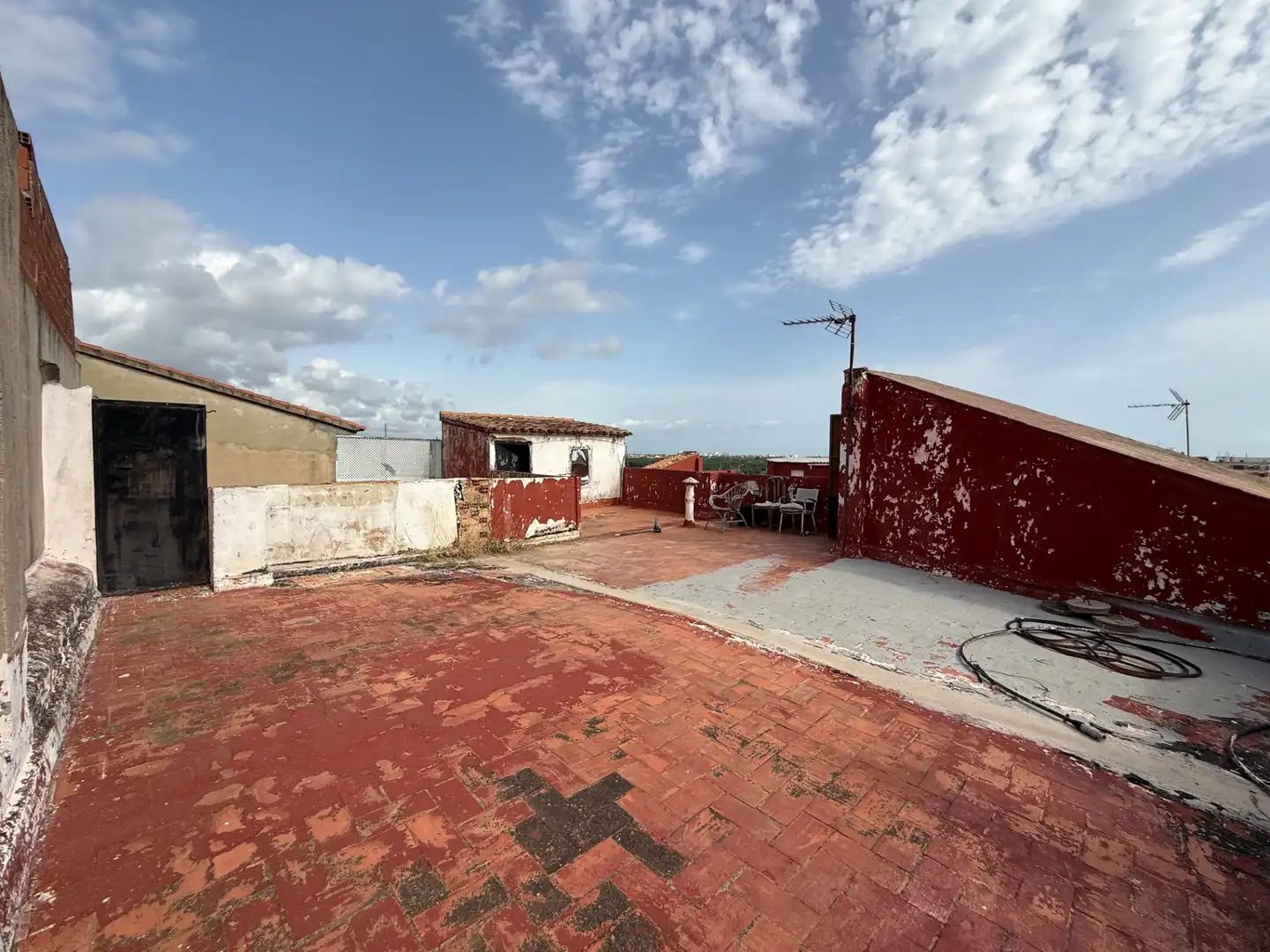 Terrace of Detached homes for sale in Oliva  with Terrace, Storage room and Balcony