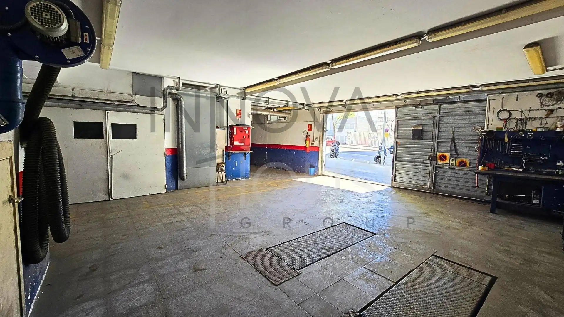 Local comercial en venda a Carrer d'Aiguablava, imagen 5