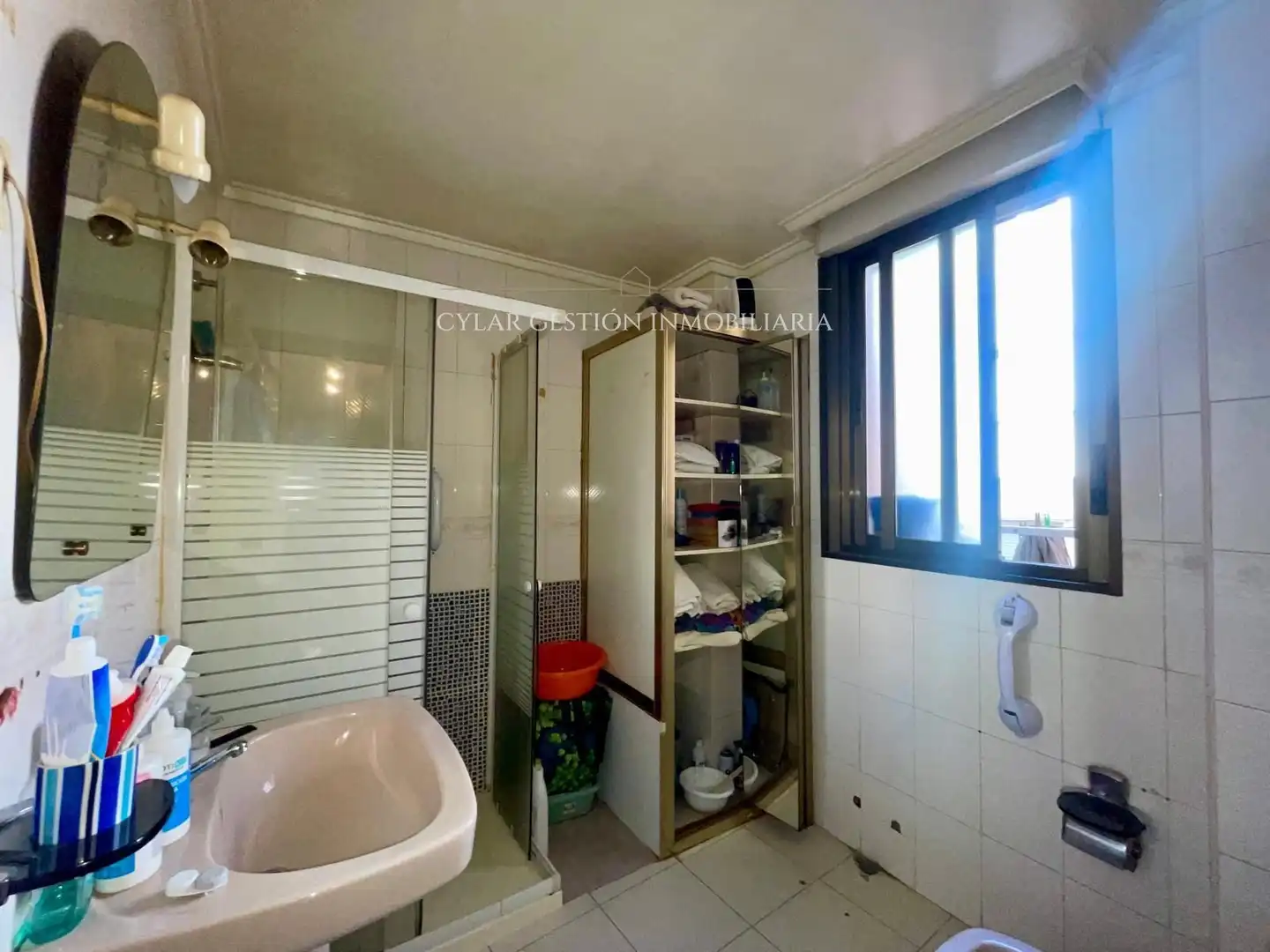 Bathroom of Attic for sale in Salamanca  with Heating, Terrace and Balcony