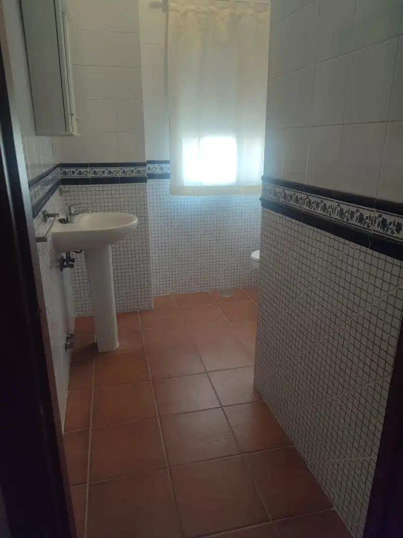 Baño de Casa o chalet en venta en Dos Hermanas con Aire acondicionado, Trastero y Balcón