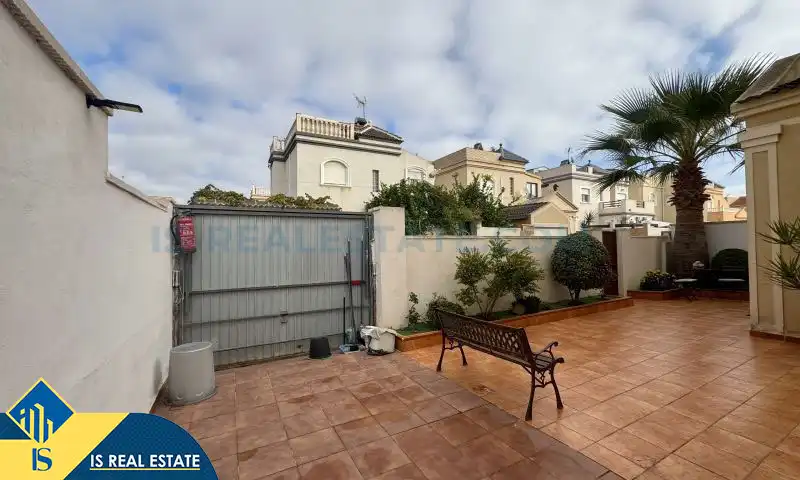 Villa mit Garten zum Verkauf in Nueva Torrevieja - Aguas Nuevas, imagen 11