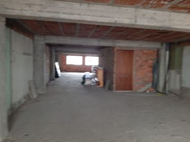 Local comercial en venda a Porta Nova