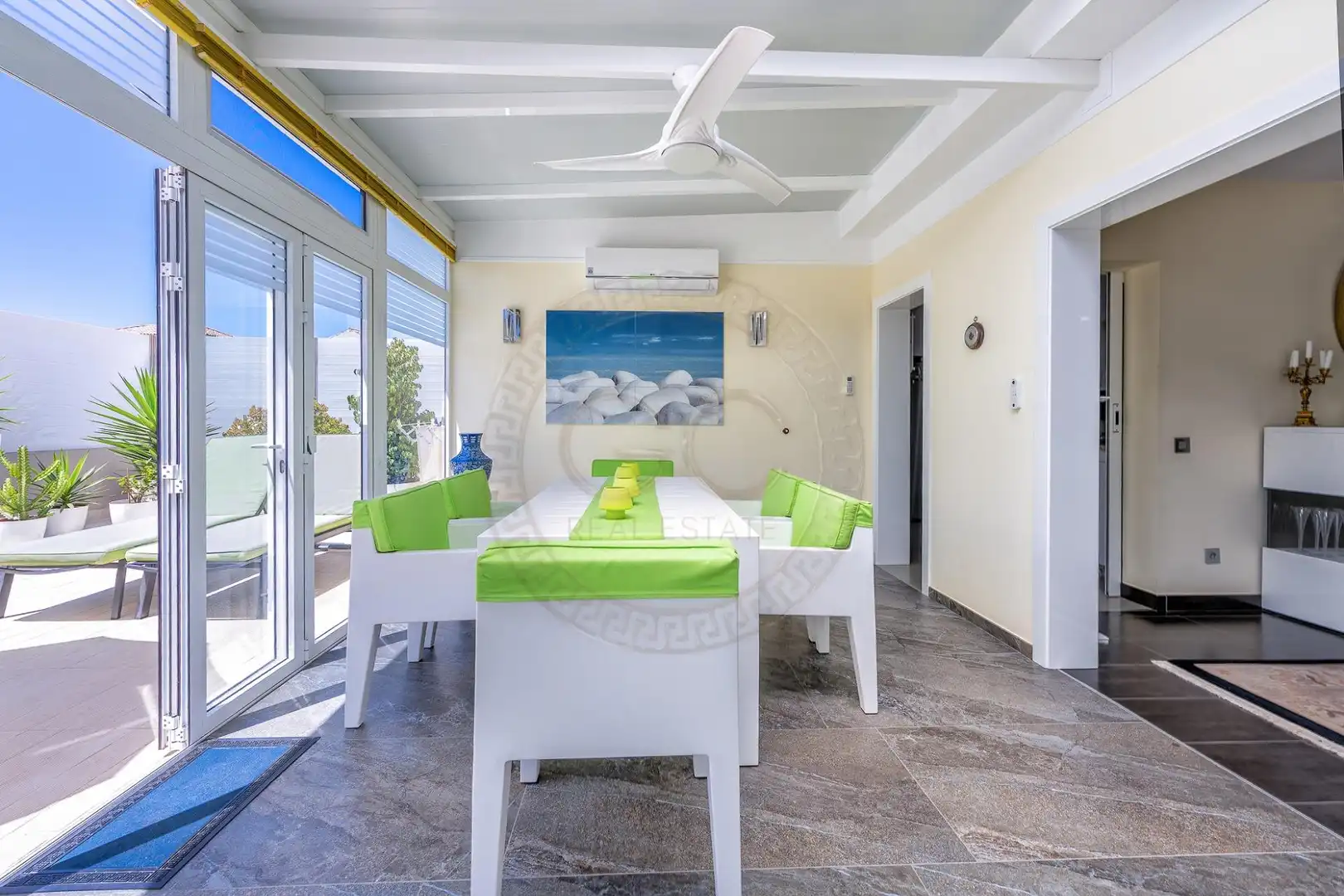 Comedor de Casa adosada en venta en San Bartolomé de Tirajana con Aire acondicionado, Jardín privado y Terraza
