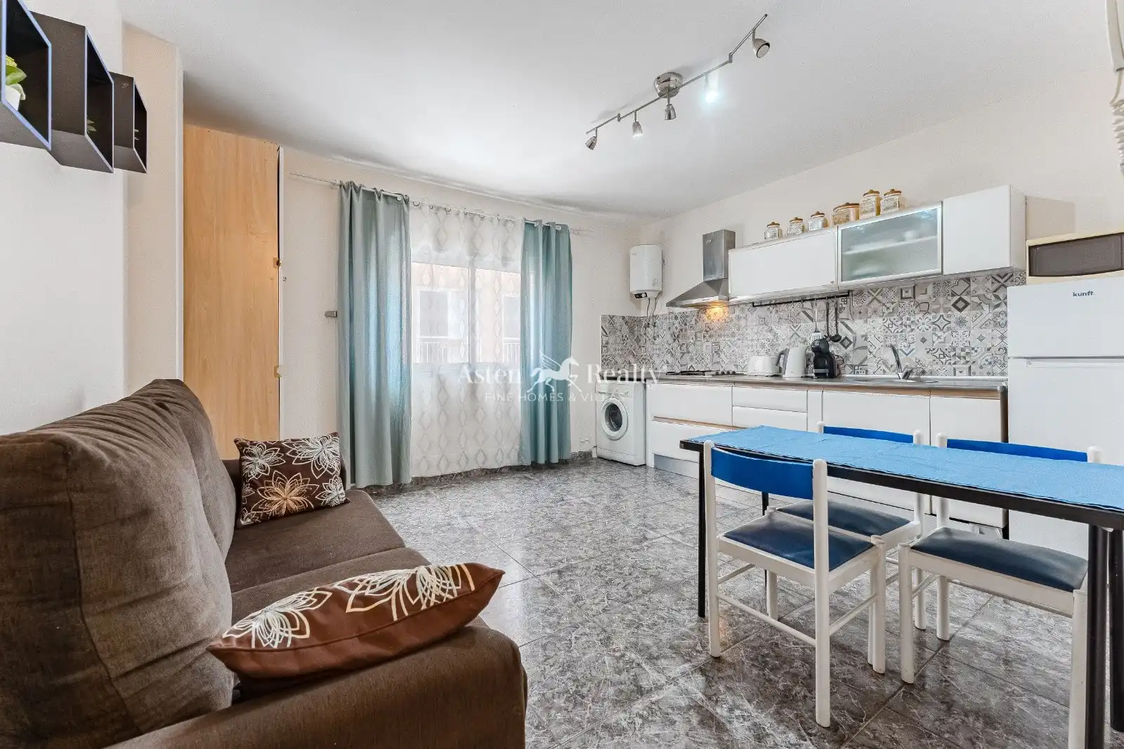 Living room of Flat for sale in Arona  with Furnished