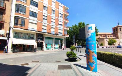 Vista exterior de Pis en venda en Medina del Campo amb Terrassa