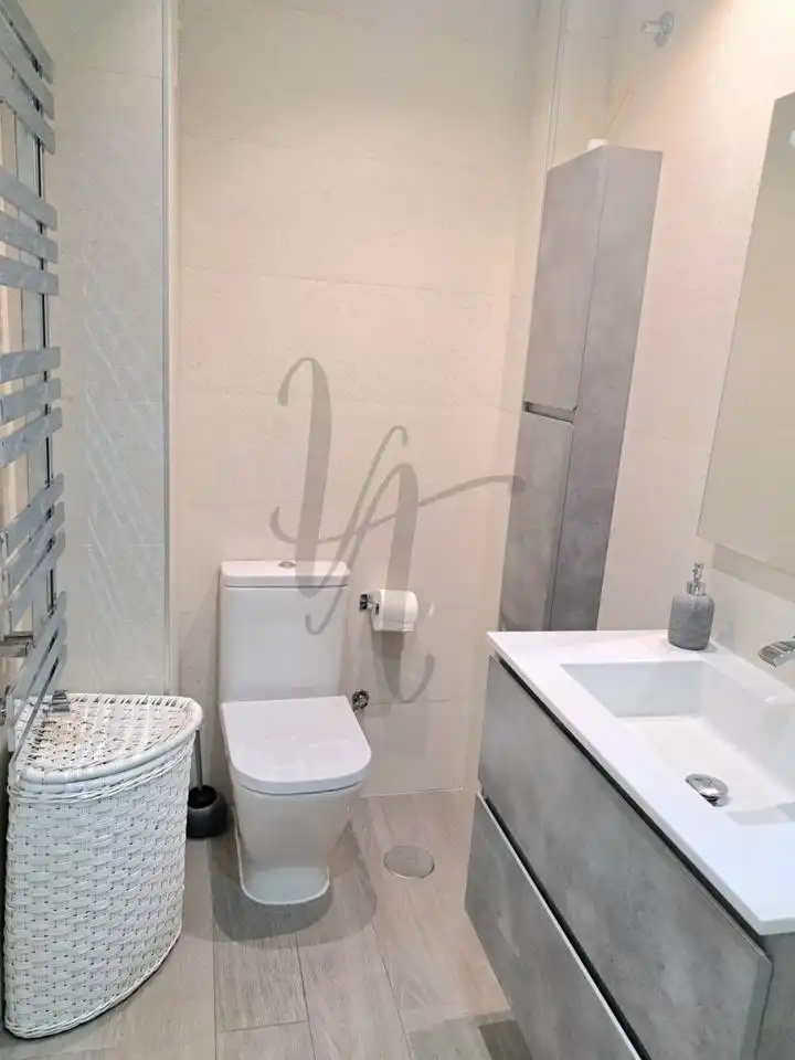 Baño de Piso en venta en Madrid con Aire acondicionado, Calefacción y Parquet
