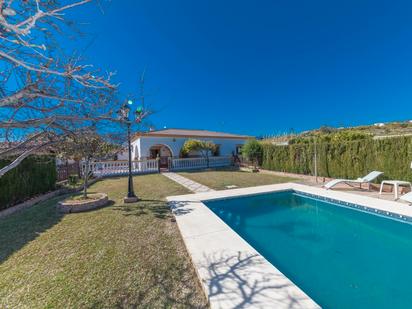 Garden of House or chalet for sale in Estepona  with Air Conditioner, Terrace and Swimming Pool